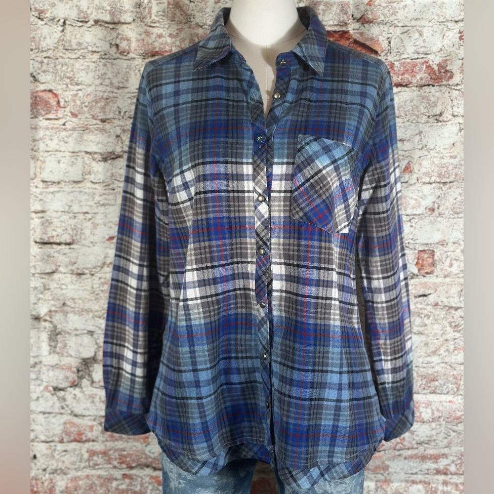 Soft Surroundings Button Down - Picture 2 of 16
